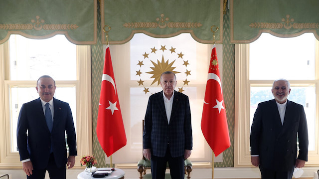 Dışişleri Bakanı Mevlüt Çavuşoğlu, Cumhurbaşkanı Recep Tayyip Erdoğan ve İran Dışişleri Bakanı Zarif
