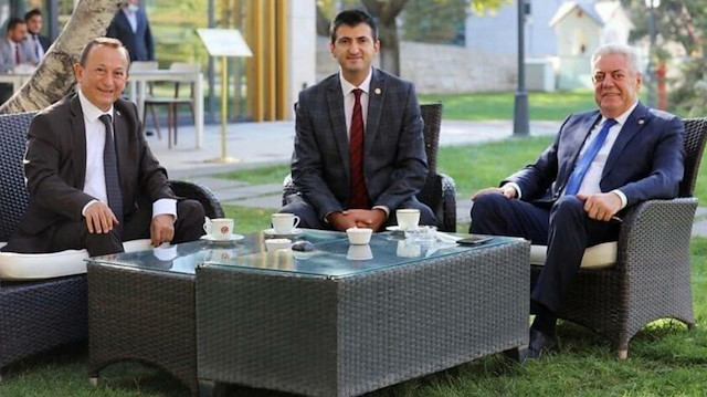 Mehmet Ali Çelebi, Özcan Özel ve Hüseyin Avni Aksoy.