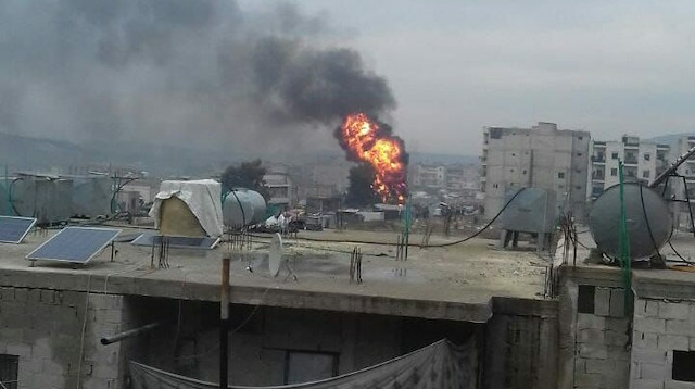 Afrin'de bir araca yerleştirilen bomba infilak ettirildi.