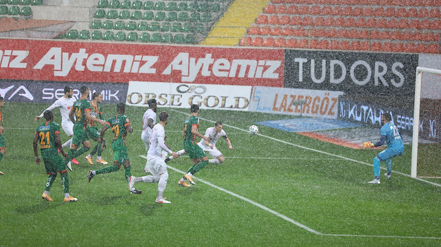 ​Alanyaspor-Sivasspor karşılaşmasından bir kare.