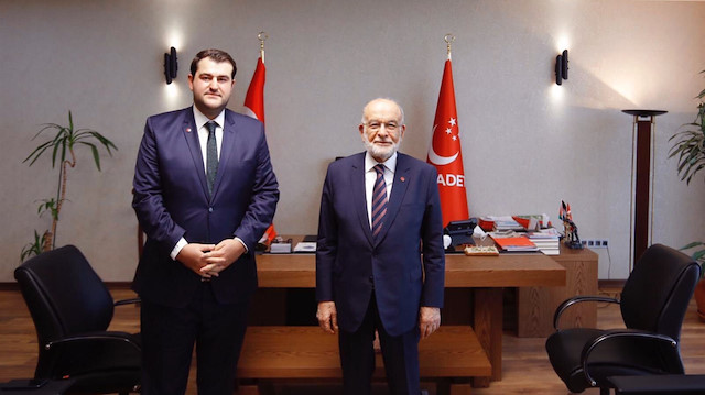 Saadet Partisi İstanbul İl Başkanı Ömer Faruk Yazıcı ve Saadet Partisi Genel Başkanı Temel Karamollaoğlu. 