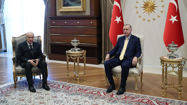أردوغان يلتقي زعيم الحركة القومية في أنقرة