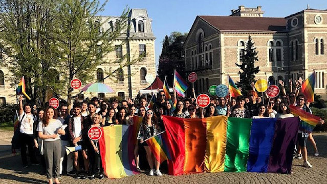 Boğaziçi Üniversitesi'nin sapkınlar kulübü kapatıldı