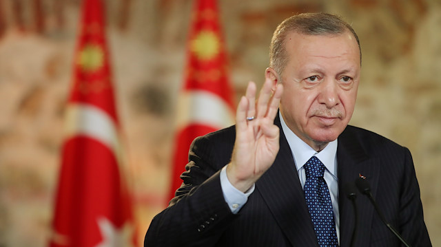Cumhurbaşkanı Erdoğan, törene Dolmabahçe'den canlı bağlantıyla katıldı.