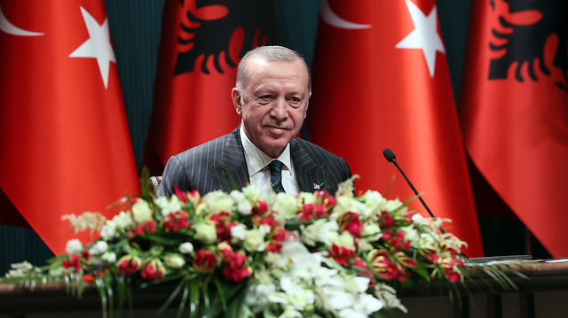 Arnavutluk Türkiye Mezunları Derneği (TÜMED), Cumhurbaşkanı Erdoğan'a destek verdiğini belirtti.