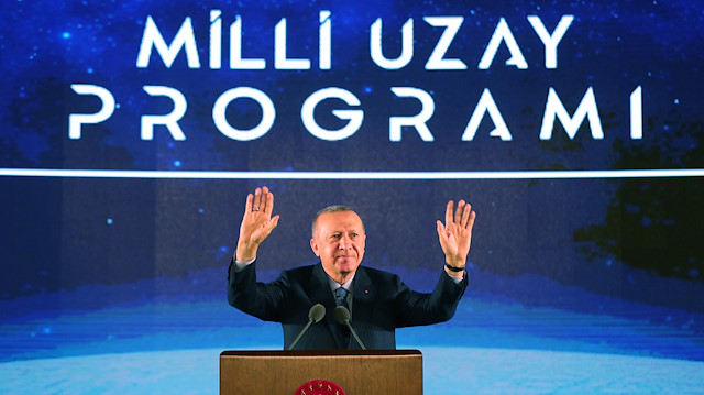 Cumhurbaşkanı Erdoğan, 'Gökyüzüne bak Ay'ı gör' sloganı ile Milli Uzay Programı'ndaki 10 hedefi açıkladı