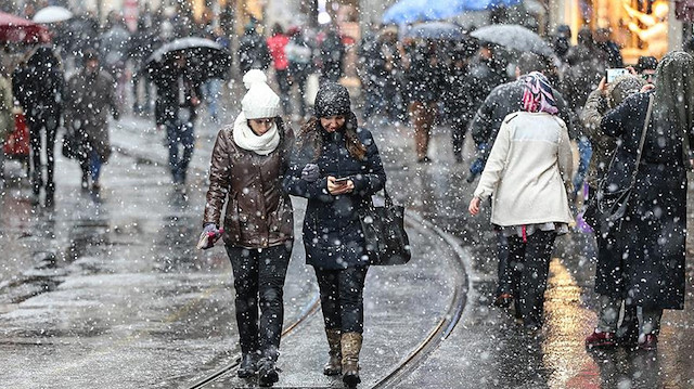 İstanbul'a ikinci kar yağışı için tarih verildi.