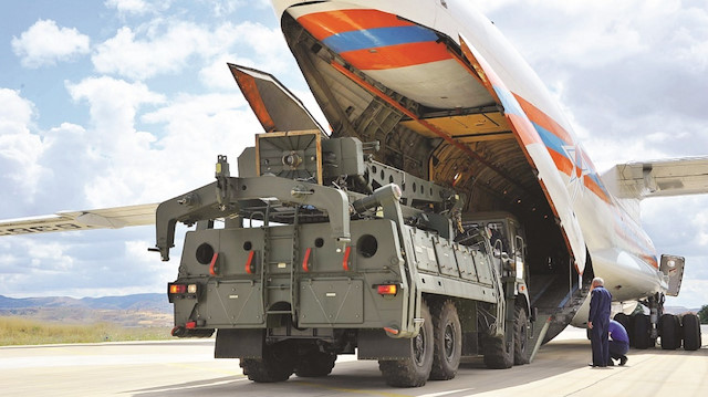 Milli Savunma Bakanı Hulusi Akar, ABD’nin Türkiye’ye S-400 itirazında, konunun ticari boyutuna işaret etti.