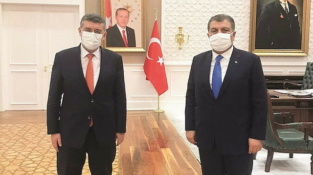 Yeni Şafak yazarı Mehmet Acet Sağlık Bakanı Fahrettin Koca ile görüştü.