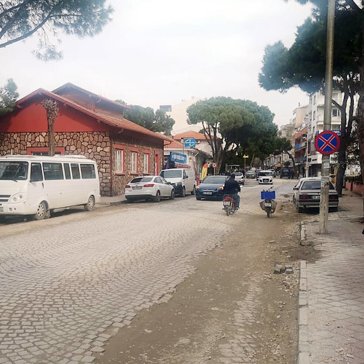 İzmir’de 4 büyüklüğünde deprem sonrası ilk görüntüler