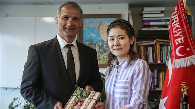 Güney Kore İstanbul Başkonsolosu Jessy Yeunju Jang. (sağda)