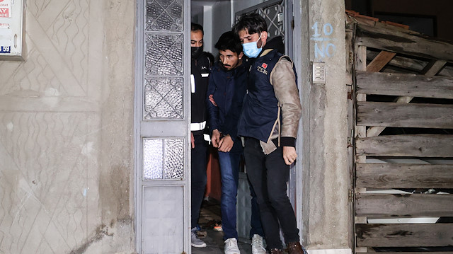 İstanbul'da terör örgütü PKK'ya yönelik operasyonda 21 kişi gözaltına alındı.
