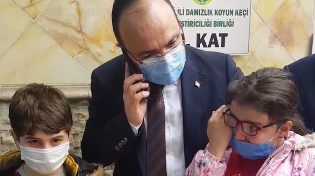 “Vali Amca” ile görüşen minik kızın mutluluk gözyaşları