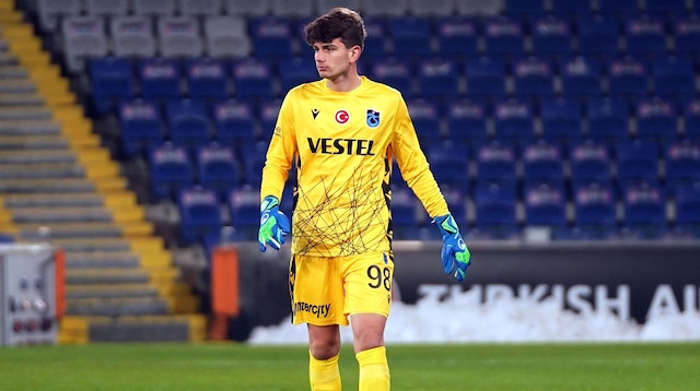 Kağan Moradaoğlu, Trabzonspor kalesini koruyan en genç kaleci oldu.