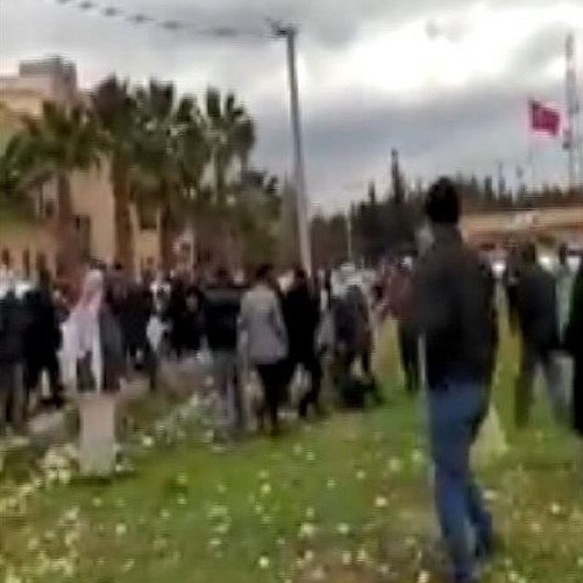 Harranda taşlı sopalı kavga: 3 yaralı