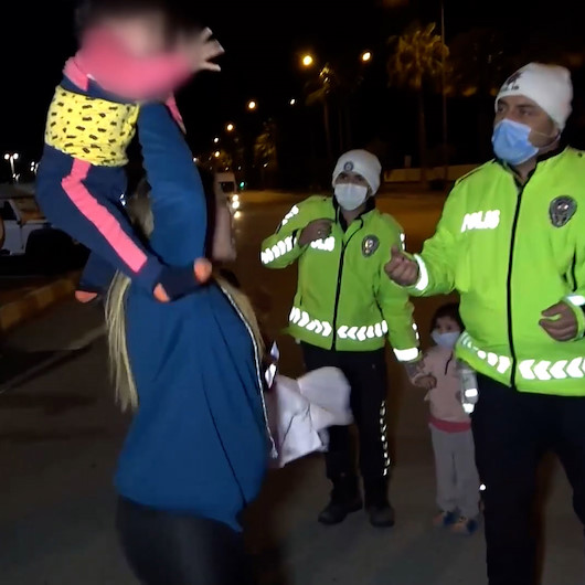 Kaza yapan çift, olay çıkarıp gazetecilere tehditler savurdu: Çekmeyin öldürürüm bu çocuğu