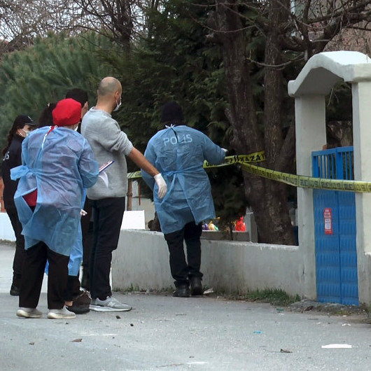 Sakaryada bir apartman karantinaya alındı: Giriş ve çıkışlar kapatıldı