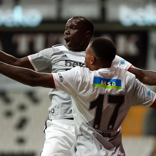 Beşiktaş Denizlispor engelini rahat aştı ve zirveyle puanlarını eşitledi