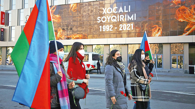 Azerbaycan’da, Ermenilerin 26 Şubat 1992’de yaptığı Hocalı Katliamı’nın kurbanları anıldı.