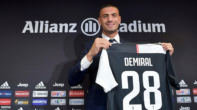 Merih Demiral, 18 milyon euro bonservis bedeliyle Juventus'a transfer olmuştu.