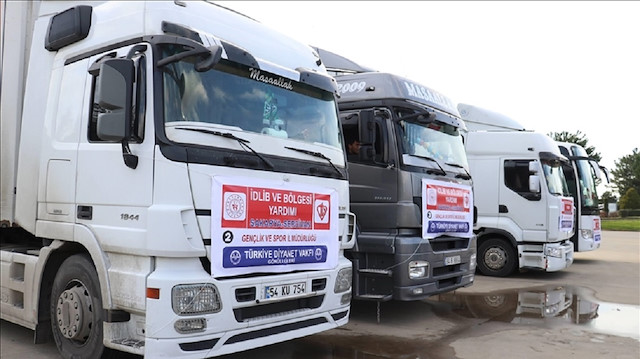 "صقاريا" التركية ترسل 11 شاحنة مساعدات إلى إدلب السورية
