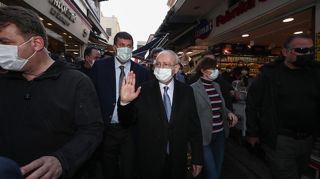 Kemal Kılıçdaroğlu'ndan Kadıköy'de esnaf ziyareti