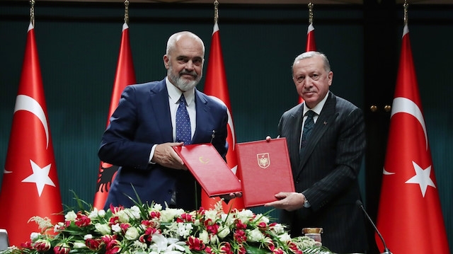 Arnavutluk Başbakanı Edi Rama'nın Türkiye ziyareti esnasında iki ülke arasında önemli anlaşmalar imzalanmıştı.