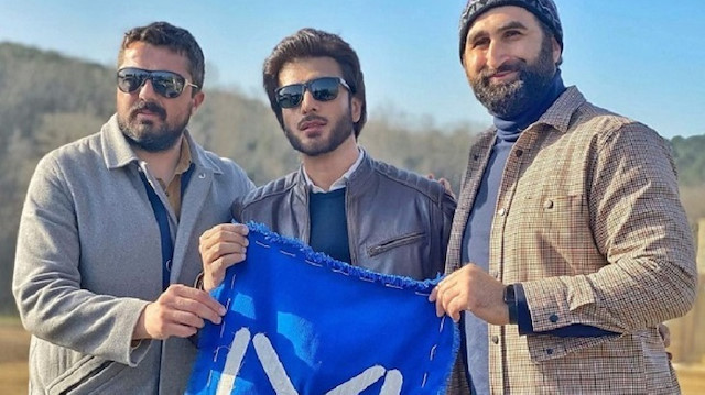 Imran Abbas visits set of Turkish hit series