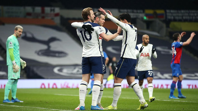 Tottenham, Crystal Palace'ı Bale ve Kane'in golleriyle farklı geçti (ÖZET)