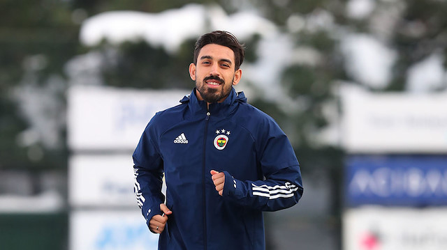 İrfan Can Kahveci, devre arasında Başakşehir'den Fenerbahçe'ye transfer olmuştu.