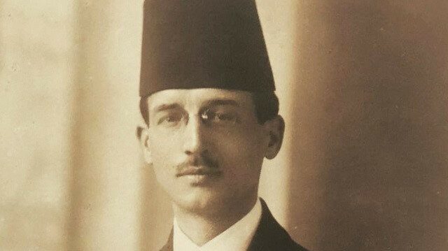 Bab-ı Ali'nin yüz akı: Velid Ebüzziya