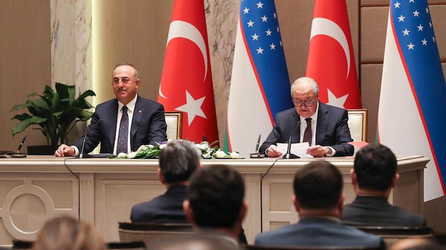 Dışişleri Bakanı Mevlüt Çavuşoğlu ve Özbekistan Dışişleri Bakanı Abdulaziz Kamilov.