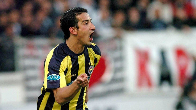 Serhat Akın, sarı-lacivertli formayla 151 maça çıkmış ve 49 gol atmıştı.