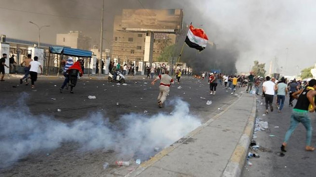 العراق.. إصابة 22 من المتظاهرين وعناصر الأمن بمواجهات في المثنى