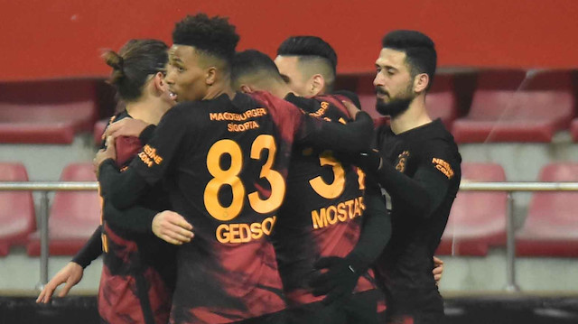 Galatasaraylı futbolcuların gol sevinci