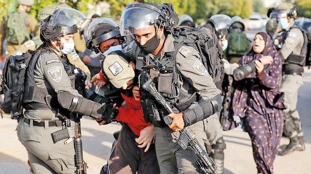 Jerusalem Post gazetesinin 4 Mart’taki haberinde “Durum daha da ciddileşirse, İsrail’in birkaç yıl hatta aylar içinde küresel savunma avukatları ağını yeniden faaliyete geçirmesi muhtemeldir.” ifadelerine yer verdi.