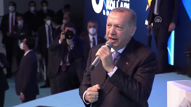 Cumhurbaşkanı Erdoğan Gençlik Kolları Kongresi'nde konuştu.