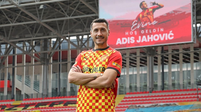 Adis Jahovic henüz gol veya asist kaydedemedi.