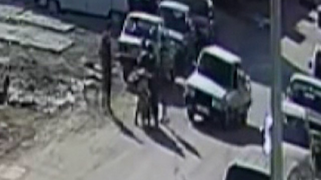 Antalya'da 15 yaşındaki çocuk drift yaparken kalabalığın arasına böyle daldı