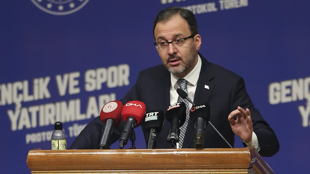 Gençlik ve Spor Bakanı Mehmet Muharrem Kasapoğlu imza töreninde açıklamalarda bulundu.