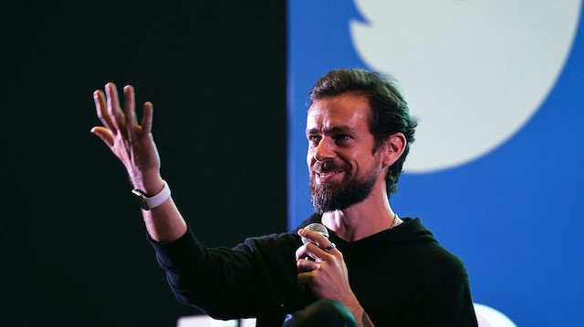 Twitter CEO'su Jack Dorsey ilk tweetini 2,9 milyon dolara sattı