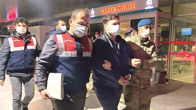 İzmir merkezli operasyonda örgütün mahrem imamlarıyla ankesörlü telefonlardan irtibat kurdukları tespit edilen, 123’ü muvazzaf 184 şüpheliden 150’si yakalandı.