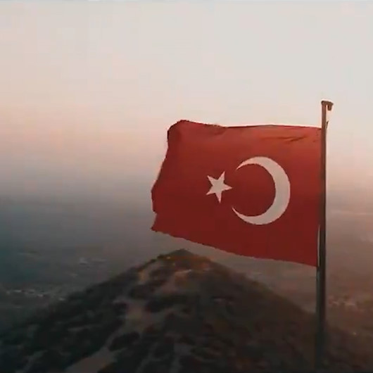 AK Partiden 7. Olağan Büyük Kongreye özel video: Milletimiz bir, bayrağımız bir, vatanımız bir, devletimiz bir...