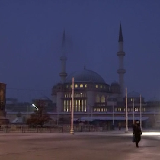 İstanbulda etkili kar yağışı