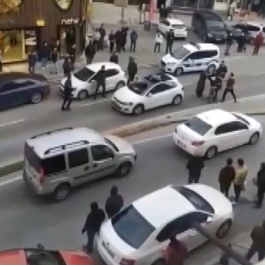 Bağcılarda akraba kavgasında ortalık savaş alanına döndü