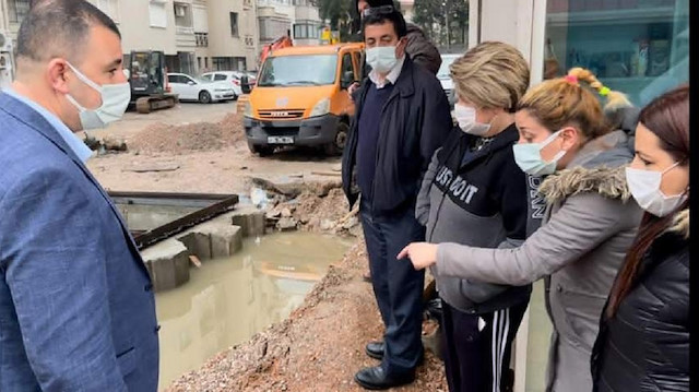İzmir'de şehrin göbeğine yapılan foseptik çukuruna tepki.