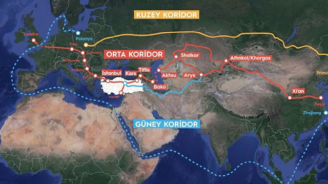 Bakan Karaismailoğlu, Kanal İstanbul'un Avrupa ve Asya'yı birbirine bağlayan ticaret yolu olan Orta Koridor'un da en önemli bileşeni olacağını söyledi. 