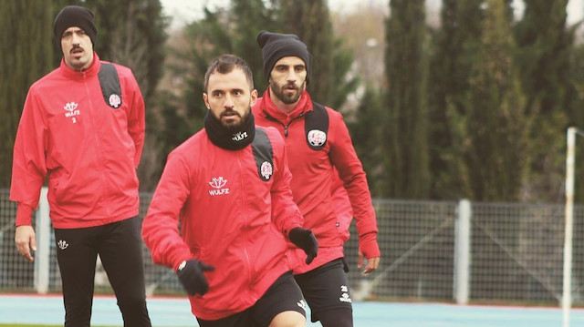 Emre Çolak devre arasında Fatih Karagümrük'e transfer olmuştu.