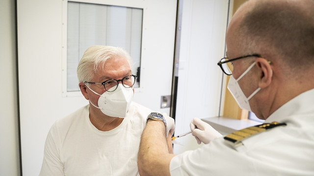 AstraZeneca aşısı, Almanya’da 60 yaş altındakilere tavsiye edilmiyor.
