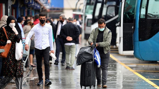 İstanbul'da şehirler arası günlük otobüs sefer sayısı yüzde 50 şartının kaldırılmasıyla 900'e çıktı
